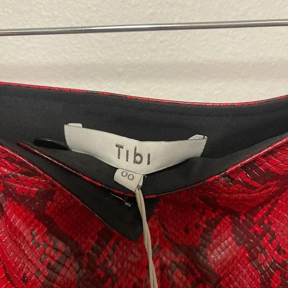 NWT Tibi Faux Snakeskin Pencil Skirt - Reptile Knee-Length Business Casual - Picture 4 of 8